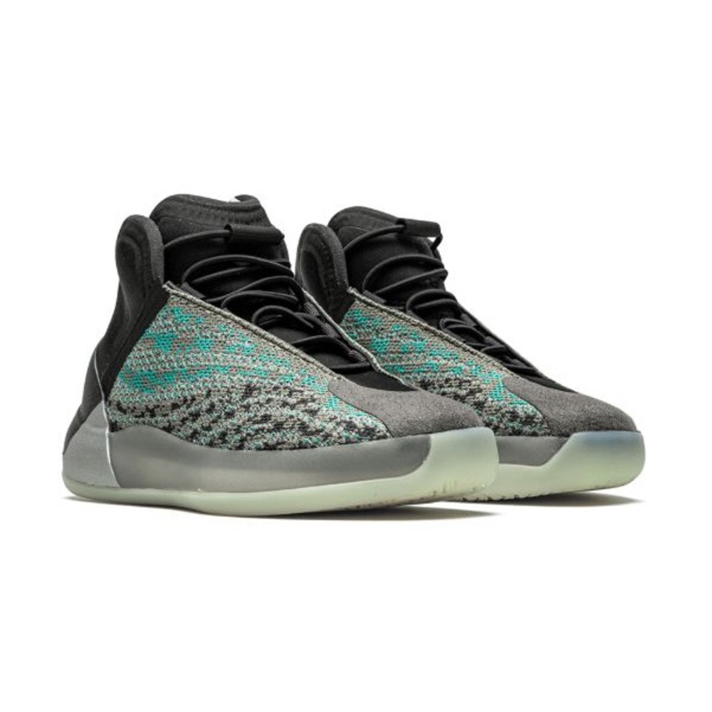 NWT Adidas Yeezy Quantum 'Teal Blue' basketball sneaker men’s 6.5 womens 8